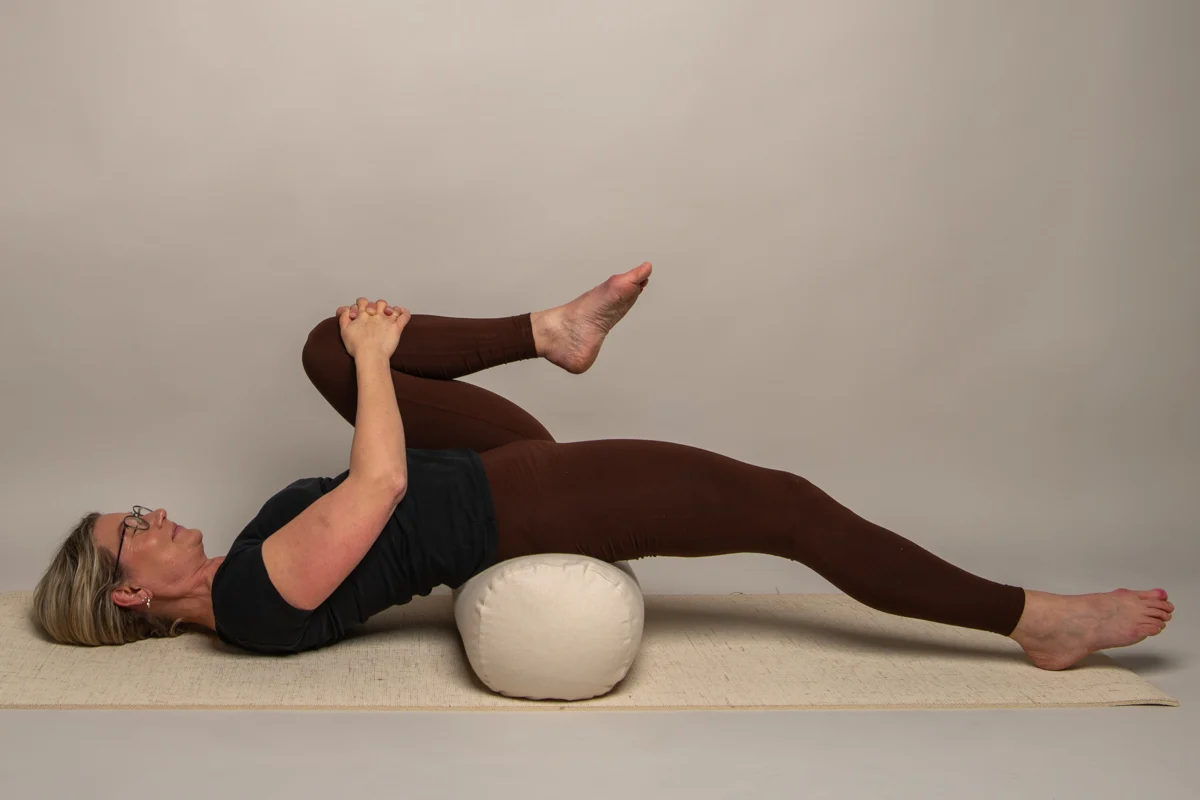 Yogaposition Draken Variation 2